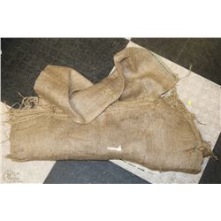PACKAGE OF 10 BURLAP SACKS