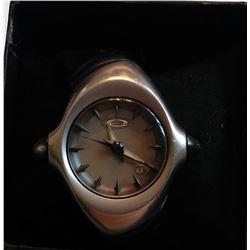 MEN'S SPORT WATCH WITH DATE DISPLAY