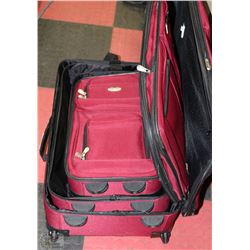 3PC LUGGAGE SET WITH WHEELS AND TELESCOPIC HANDLE
