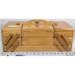 VINTAGE WOODEN SEWING BOX ACCORDION STYLE