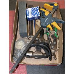 TOOLS+ACCESSORIES LOT - HAMMERS, SAW, CLAMPS,SNIPS