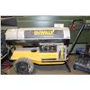 Image 1 : DEWALT 135000BTU KEROSENE HEATER