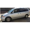 Image 2 : 2002 HONDA ODYSSEY SILVER COLOR