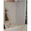 Image 1 : PREVIOUSLY INSTALLED 4' X43" SHOWER SURROUND