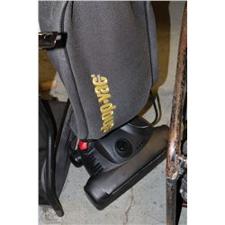 SHOP VAC UPRIGHT VACUUM