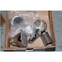 MOEN CHROME LEVER TUB/SHOWER TRIM KIT ON CHOICE