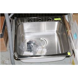 BLANCO STAINLESS STEEL 20.5" X 20 " KITCHEN SINK