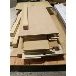 SKID WITH PLYWOOD ,PARTICLE BOARD AND POSTS