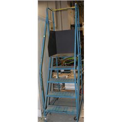 COMMERCIAL WAREHOUSE LADDER