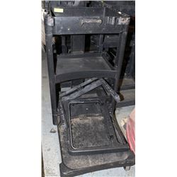 RUBBERMAID JANITORIAL CLEANING CART