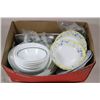 Image 1 : BOX WITH ASSORTED HOUSEWARES DISHES, SILVERWARE