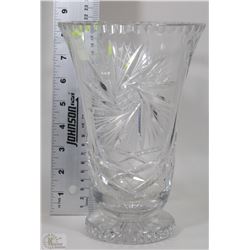 PINWHEEL CRYSTAL VASE