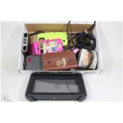 FLAT OF MIXED ITEMS  INCL CABLES, PHONE CASES ETC