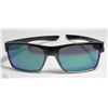 Image 1 : OAKLEY TWOFACE POLISHED BLACK/JADE IRIDIUM LENS