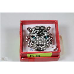 SILVER COLOR WITH CZ STONES TIGER RING