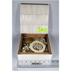 IVORY BONE BOX WITH 10 PCS OF FASHION JEWELLERY