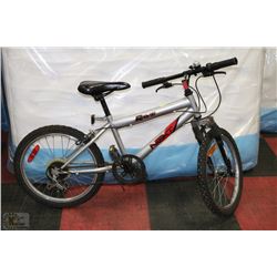 POLICE SEIZURE SILVER NEXT BOYS BIKE 20"