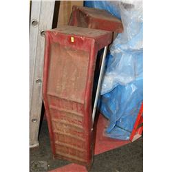 PAIR OF CAR RAMPS