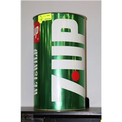 VINTAGE 7-UP THE UNCOLA WET AND WILD COLLECTIBLE