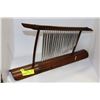 Image 1 : TABLE TOP CHIME INSTRUMENT