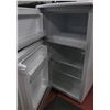 Image 2 : KENMORE BAR FRIDGE W/FREEZER