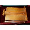 Image 1 : FOLDABLE COMPACT ART EASEL
