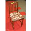 Image 1 : VINTAGE UPOLSTERED SIDE CHAIR