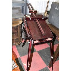 FRENCH PAINTER'S PORTABLE FOLDING ART EASEL