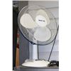 Image 1 : TABLE FAN