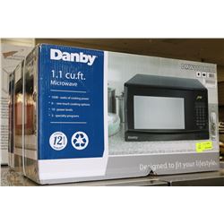 POLICE SEIZURE NEW DANBY 1.1 CU FT MICROWAVE