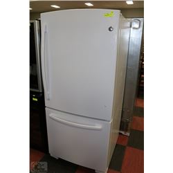 GE WHITE FRIDGE MODEL #GBR20DTEBRWW