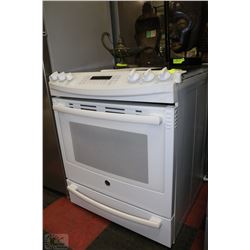 GE WHITE SLIDE IN CONVECTION OVEN