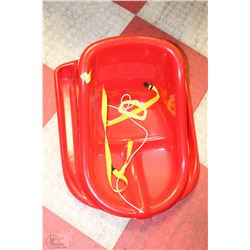 RED ERAPRO SNOFLAKE CHILD'S PLASTIC SLED -