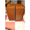 Image 1 : PAIR OF TOSHIBA WOOD TONESPEAKERS