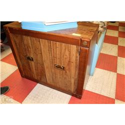 2 DOOR VINTAGE CABINET