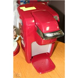 RED KEURIG COFFEE MACHINE
