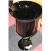 Image 1 : BLACK FLOOR PEDESTAL VASE