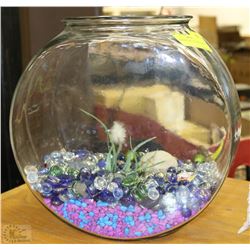 FISH BOWL WITH COLORED GRAVEL