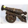 Image 1 : ORNAMENTAL WOOD CANNON
