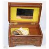 Image 1 : ESTATE MUSIC JEWELRY BOX W/CONTENTS