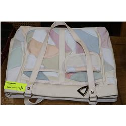NEW LADIES PURSE ON CHOICE: WHITE