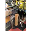 Image 1 : SET OF GOLF CLUBS W/BAG AND ALL ACCESSORIES