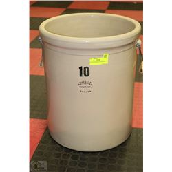 10 GALLON MEDALTA CROCK POT