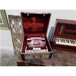 CAMERANO ACCORDIAN IN ORIGINAL CASE