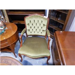 TUFTED ARM CHAIR