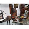 Image 1 : CARVED NATIVE BIRD