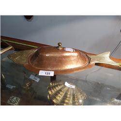 BRASS AND HAND BEATEN COPPER FISH PLATTER
