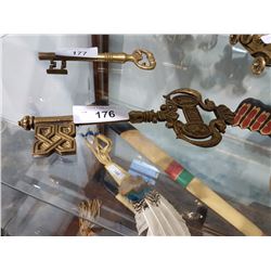 LARGE BRASS SKELETON KEY