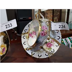 FABULOUS JAPANESE FOOTED TEACUP