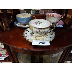 FABULOUS JAPANESE FOOTED TEACUP
